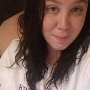 Meet your Posher, Sarina